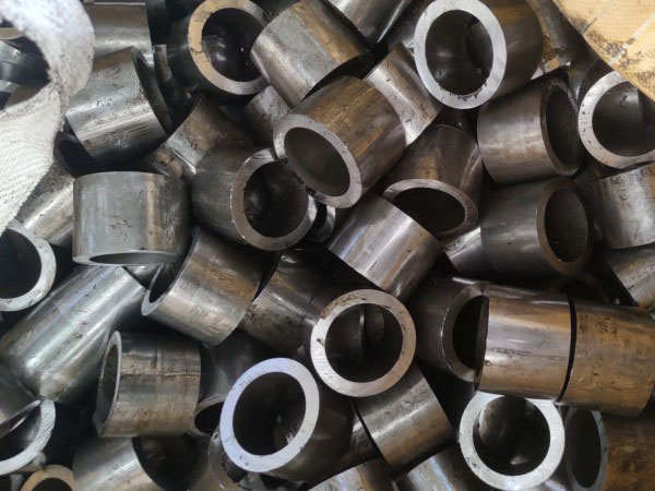 米东无缝钢管切割